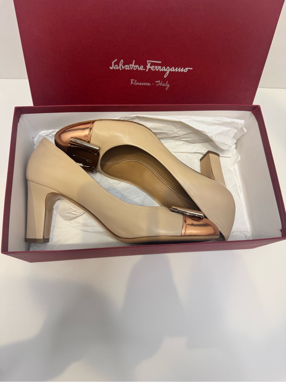 Salvatore Ferragamo Beige Flats with Rose Gold Toe and Gold Plaque - Picture 7 of 8